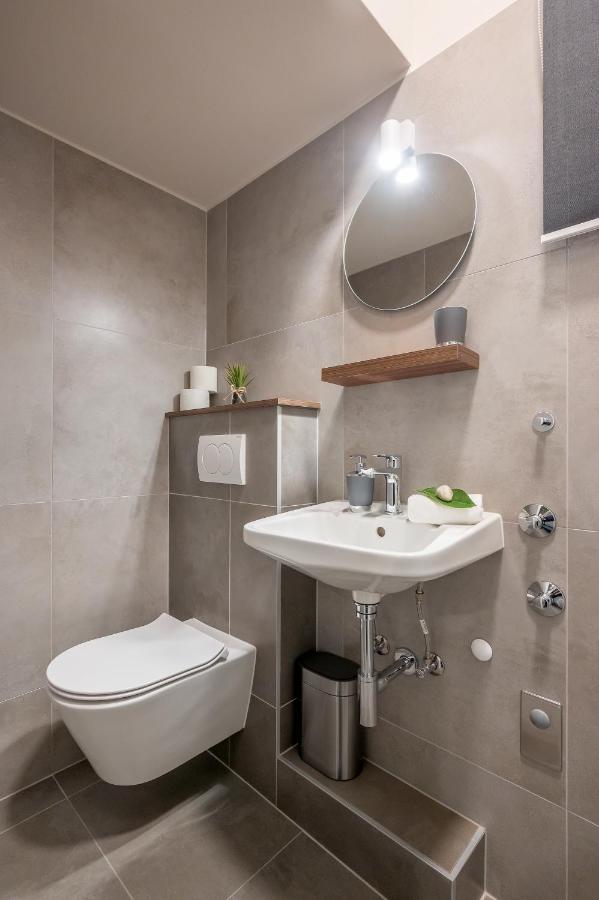 Green, Deluxe Two Bedroom Suite Split Exterior foto